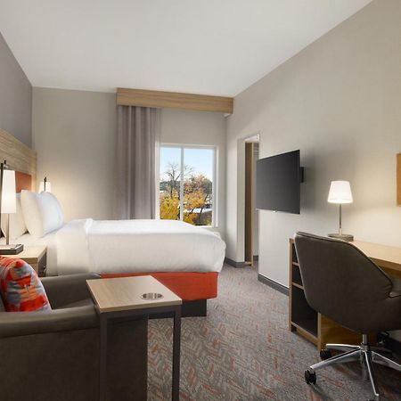 Candlewood Suites Miami - Doral By Ihg Tamiami Zewnętrze zdjęcie