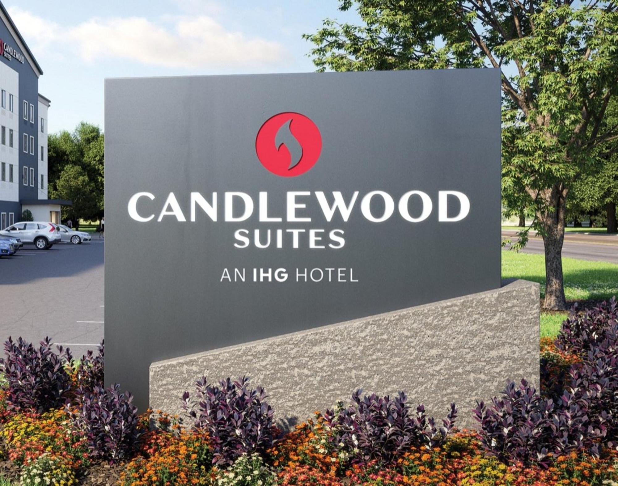 Candlewood Suites Miami - Doral By Ihg Tamiami Zewnętrze zdjęcie