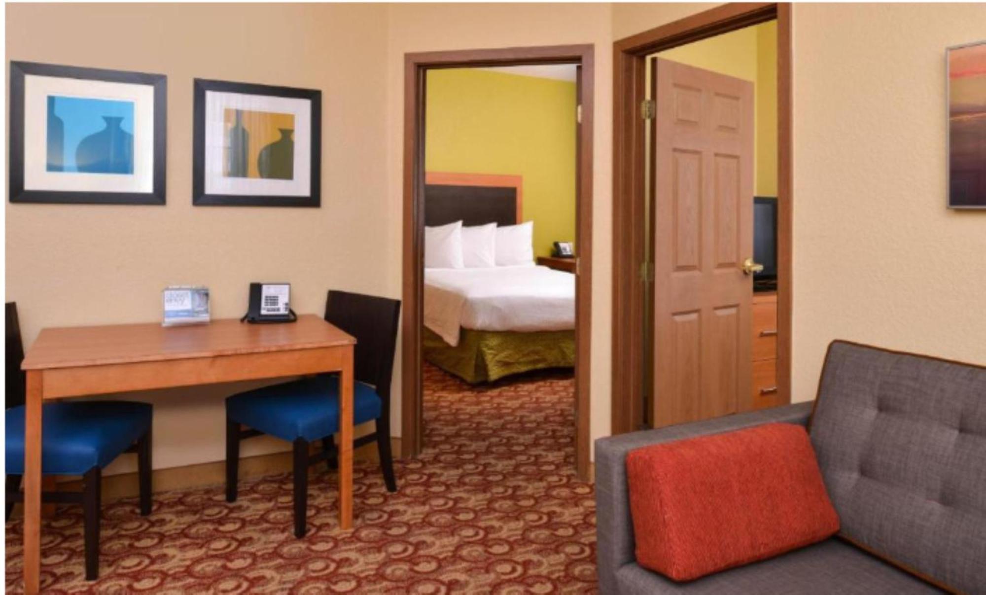 Candlewood Suites Miami - Doral By Ihg Tamiami Zewnętrze zdjęcie